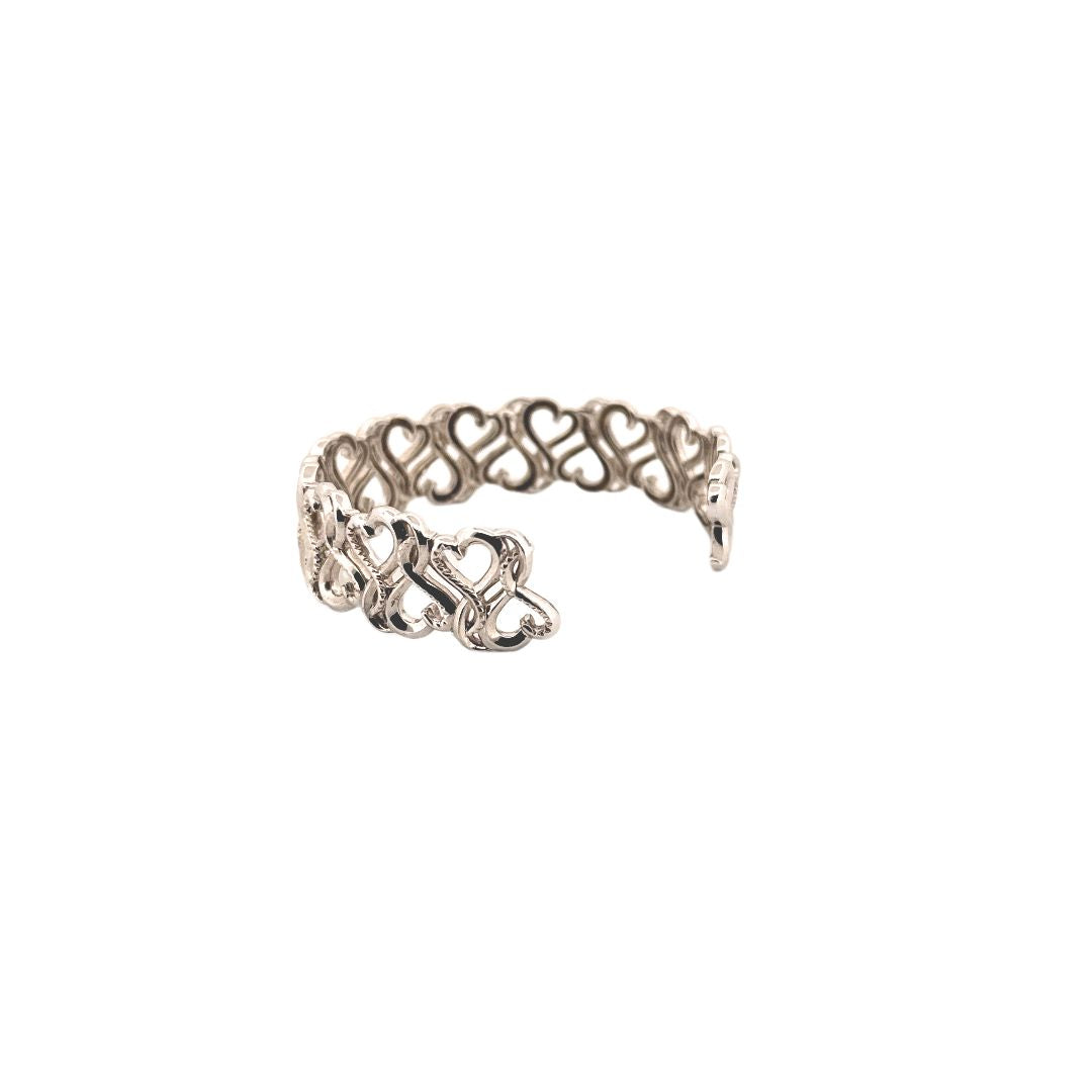 Petite Heart Bangle