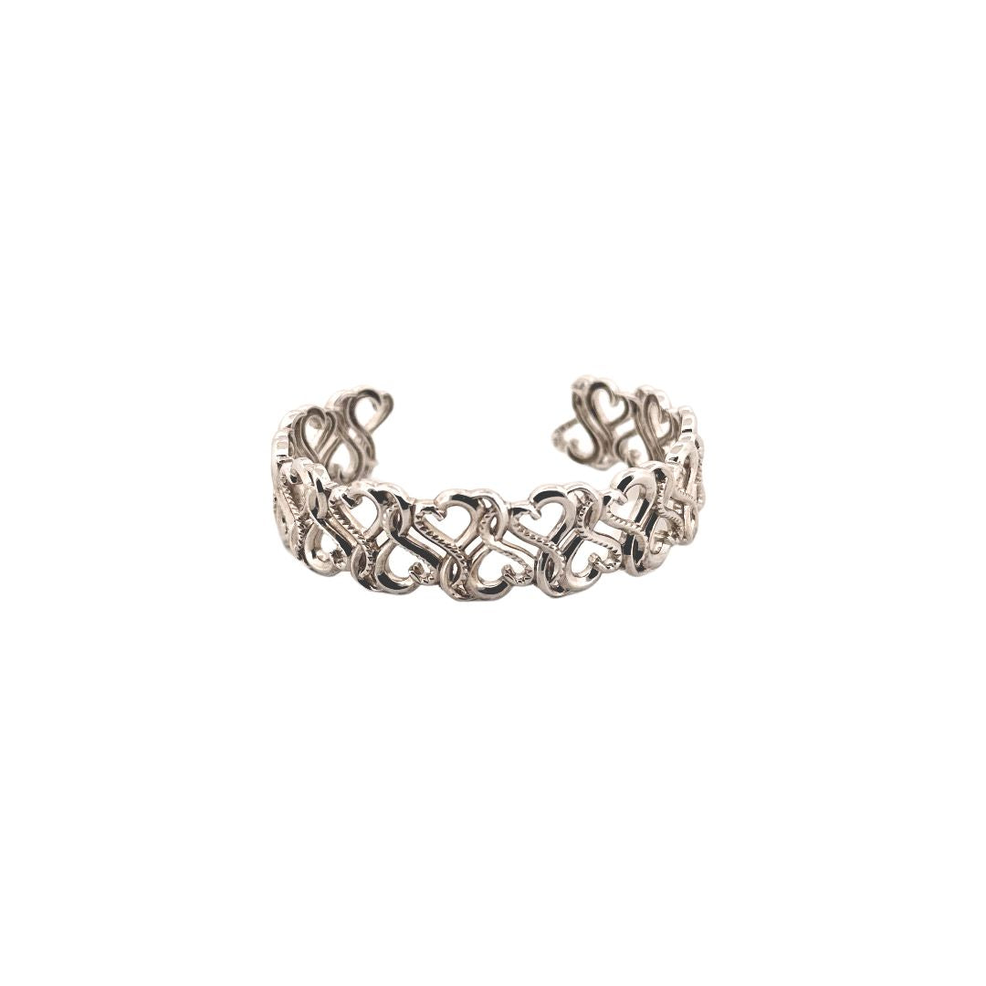 Petite Heart Bangle