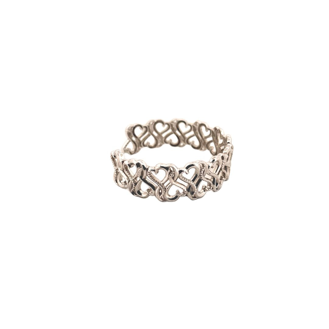 Petite Heart Bangle