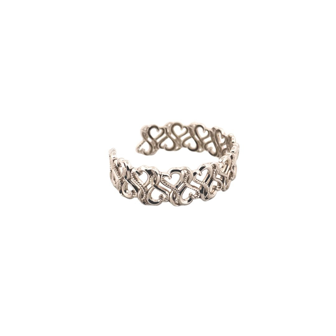 Petite Heart Bangle