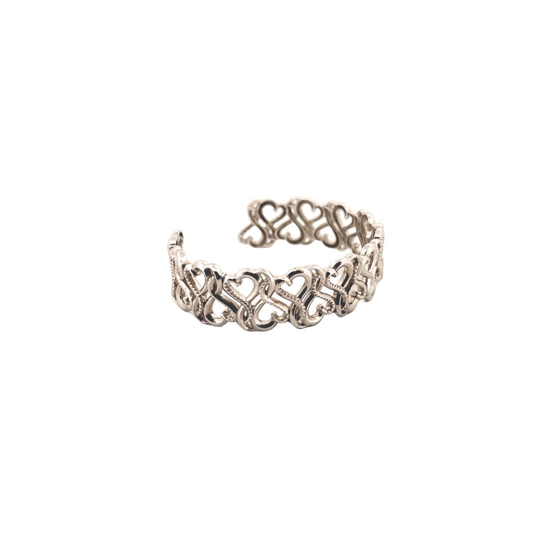 Petite Heart Bangle