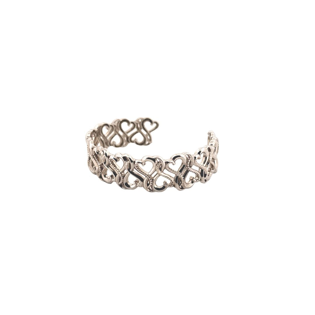 Petite Heart Bangle